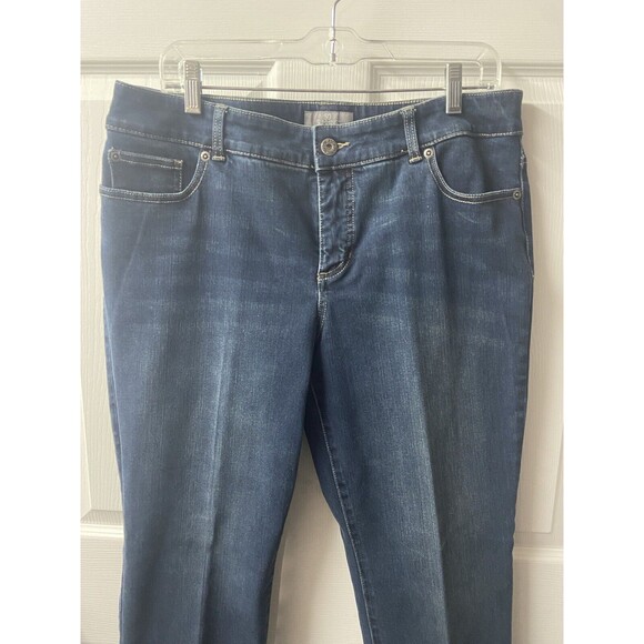 Chicos 2 Jeans Womens Large Short Blue Denim So Slimming 5 Pocket - Picture 7 of 10
